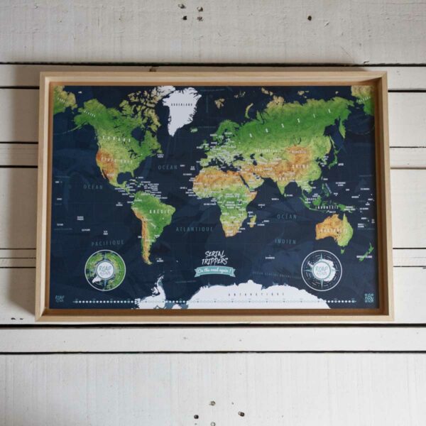 Carte du monde à épingler Serial Trippers version sombre